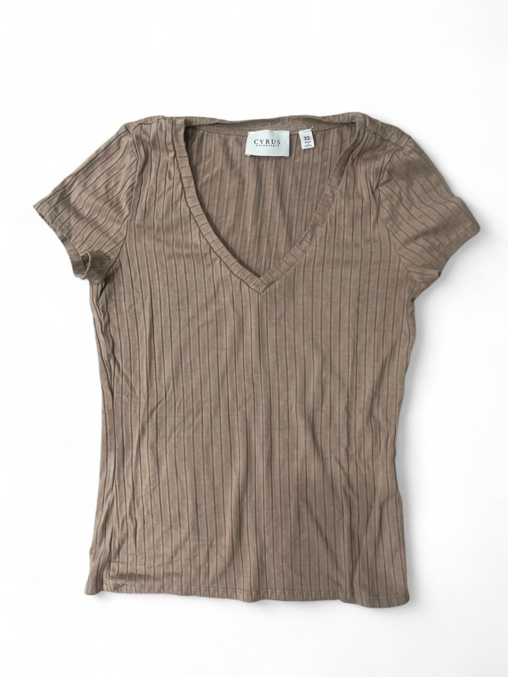 Women’s Cyrus essentials brown, ribbed-knit, v-neck short sleeve shirt size XS